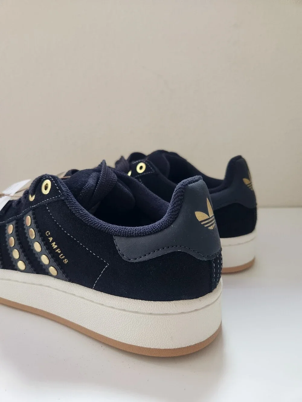 Adidas Campus 00s Studded Sneakers Black Gold Metallic NWT Women’s 5 JQ8334